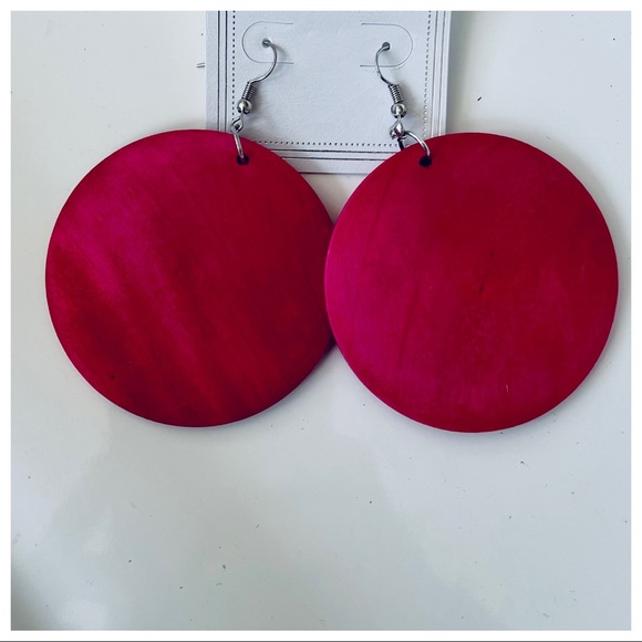 Fabulous and chic round wood ethnic earrings - Picture 2 of 8